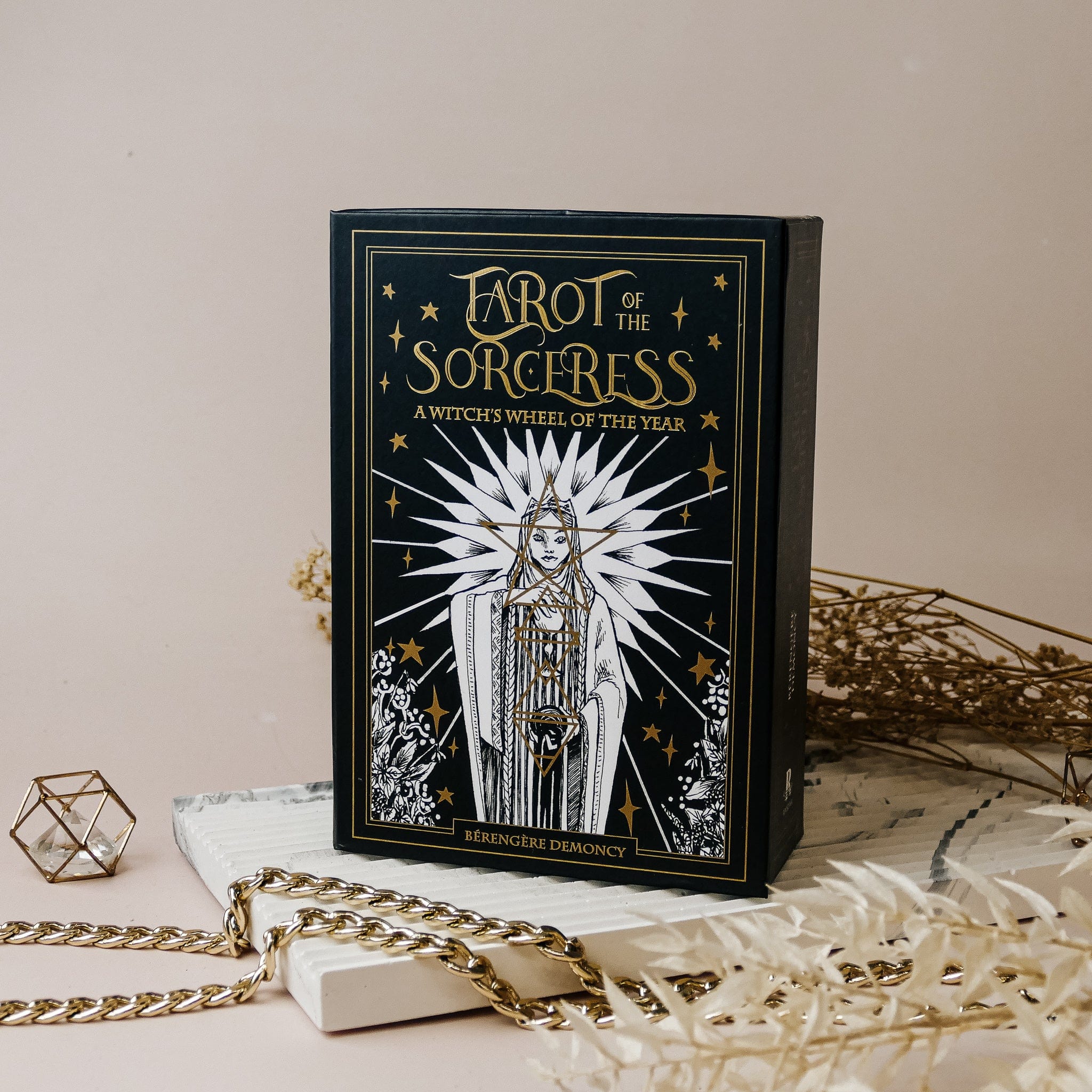 of the Sorceress - Tarot Cards - Berengere Demoncy